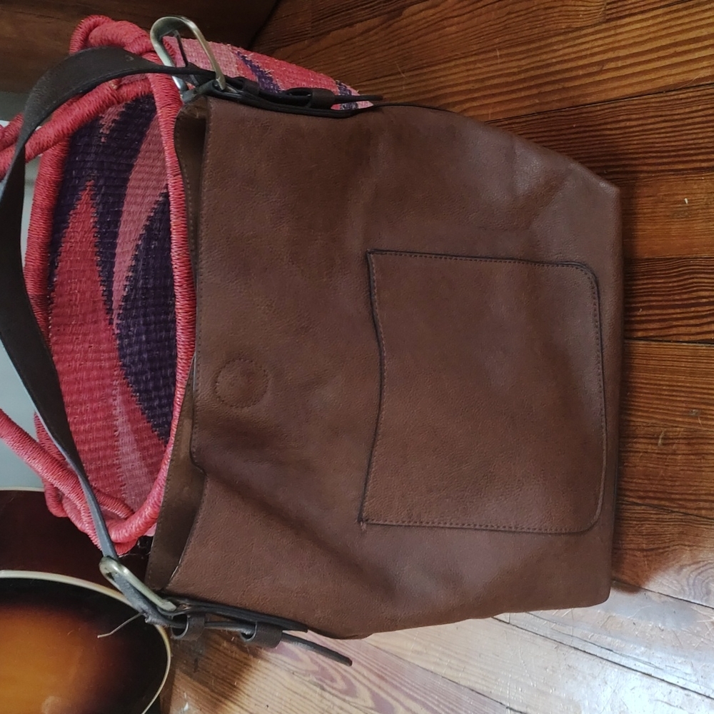Vegan bucket bag